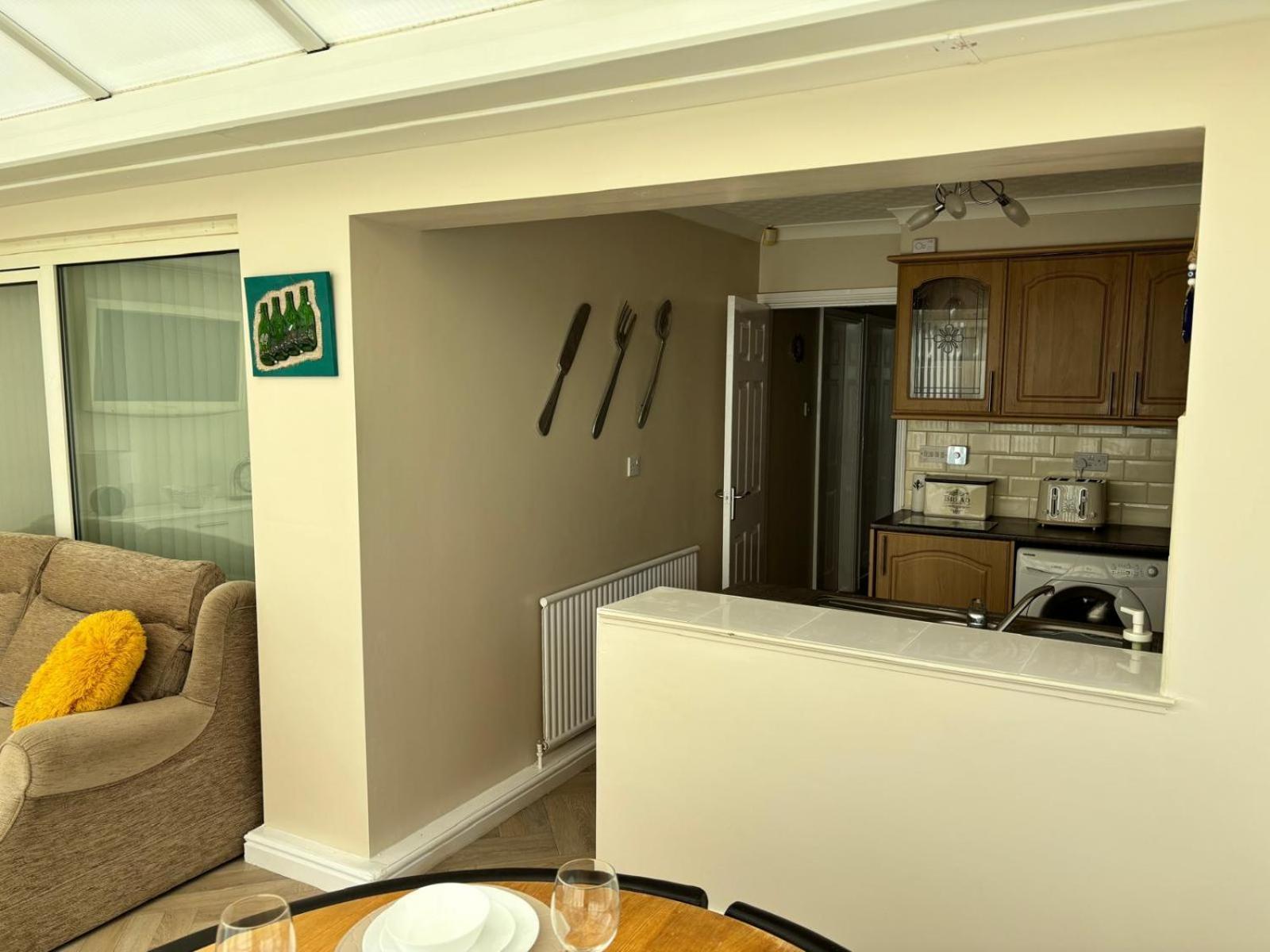 Bungalow-2bed-1bath-petfriendly-parking Skegness